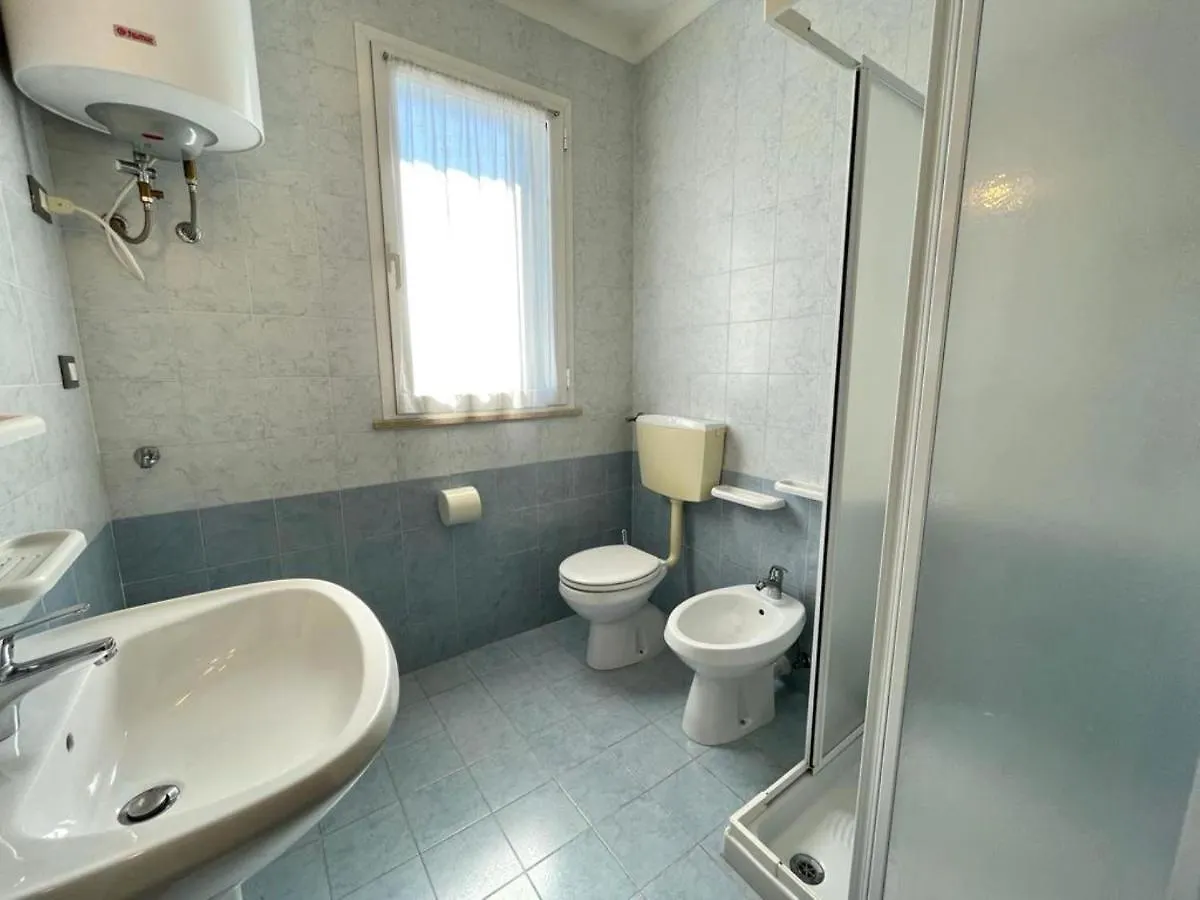 Luminous Flat In A Residence With Common Pool 公寓