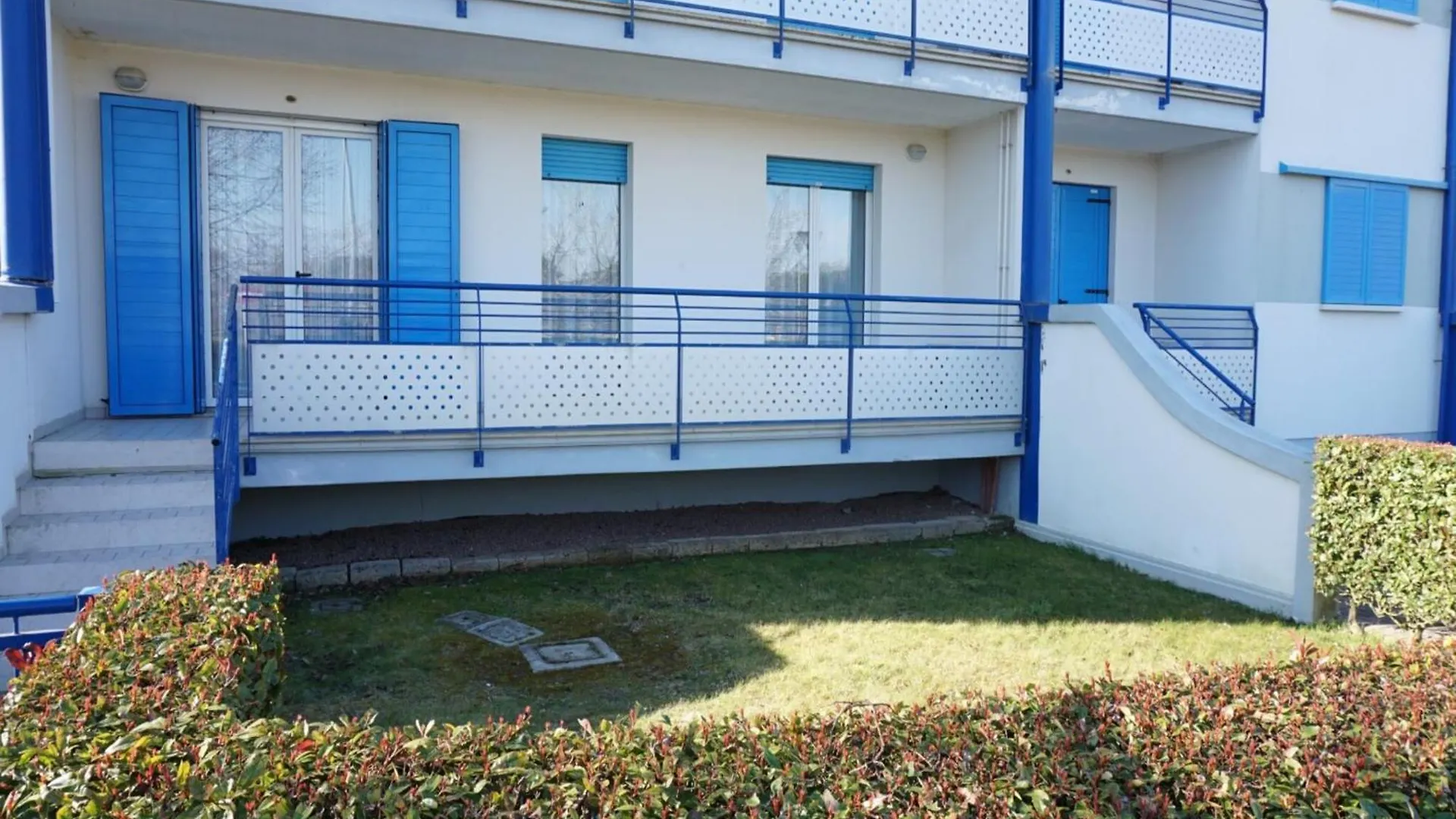 Luminous Flat In A Residence With Common Pool 意大利
